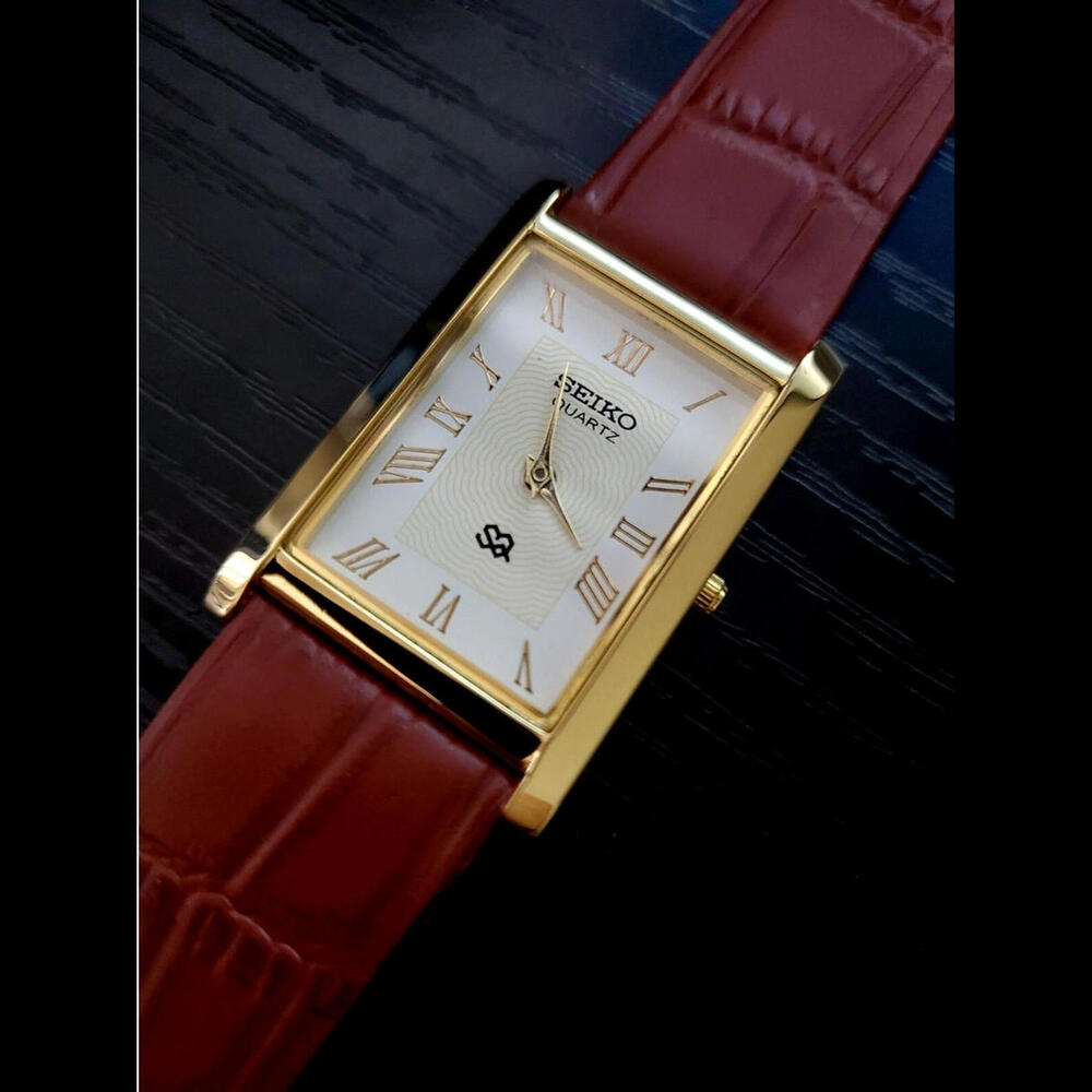 RARE VINTAGE Seiko Slim SQ Tank Leather Men's‎ Watch